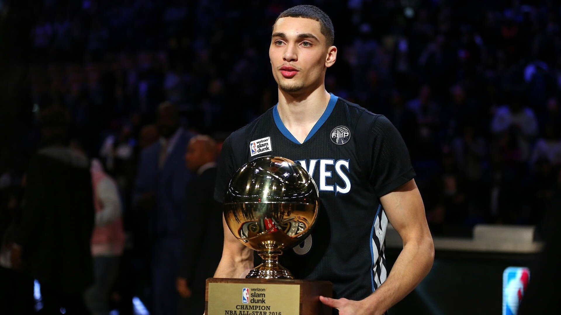 爱游戏体育官方入口-“逆境中的领袖：明星队长的坚韧精神”，明星队队长